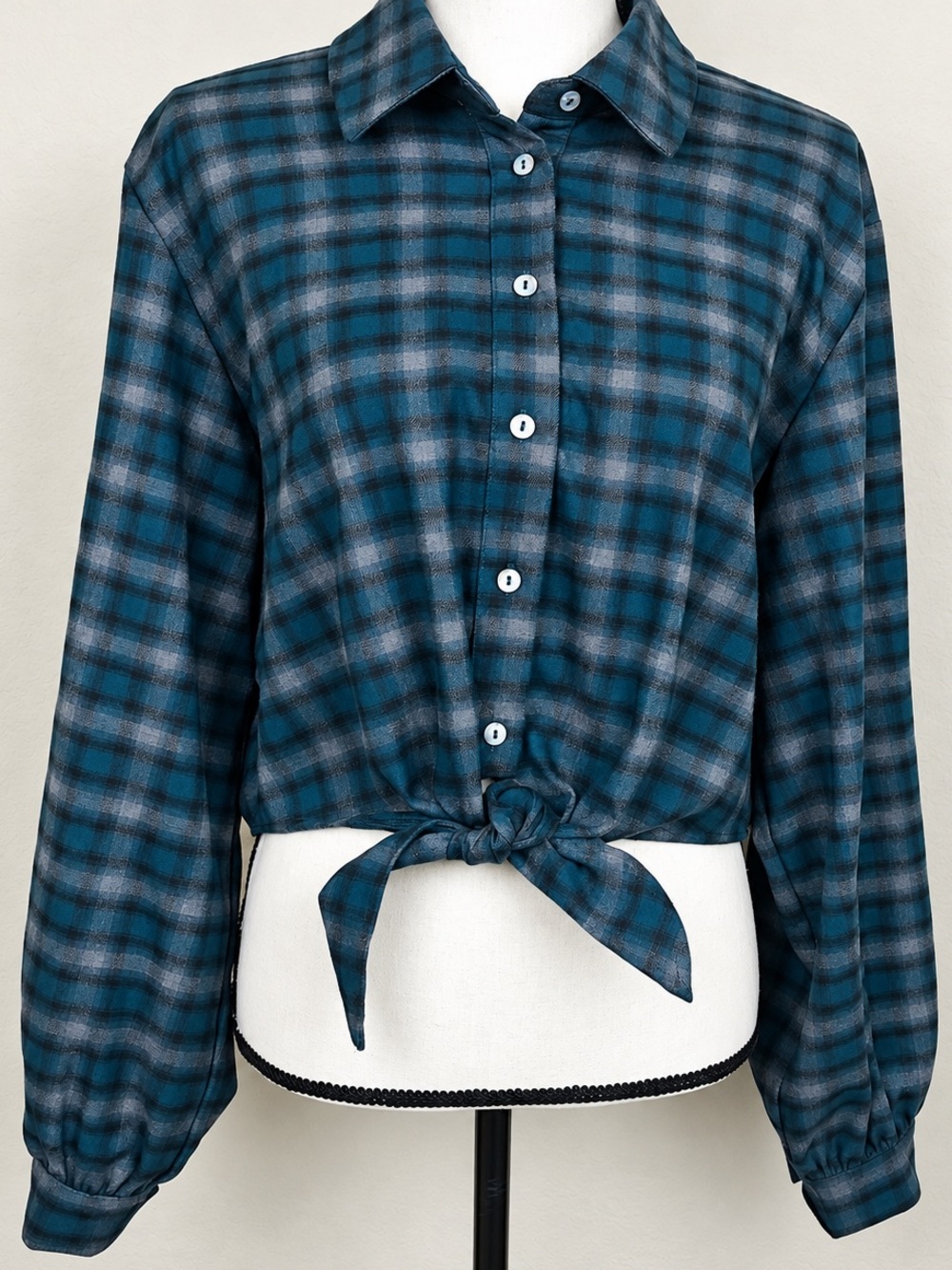 She + Sky Green Black Plaid Tie Front Button Down Shirt Size L